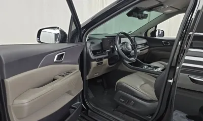 Kia Canival 2024, 40102 км, за 25525.81 USD - фото 10