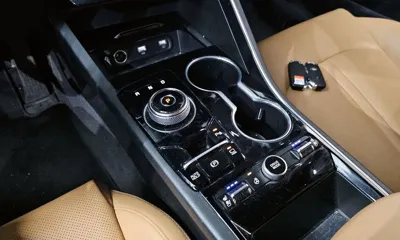 Kia K5 2021, 106842 км, за 12546.31 USD - фото 9