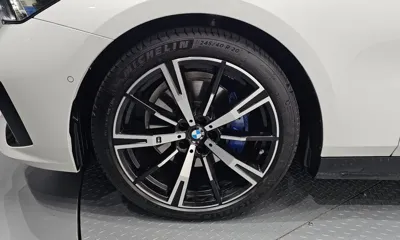 BMW 5-Series 2026, 6995 км, за 59426.27 USD