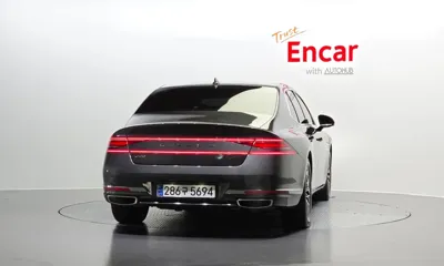 Genesis G90 2022, 105373 км, за 40396.73 USD