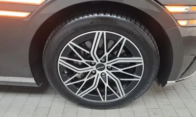 Genesis G90 2022, 105373 км, за 40396.73 USD