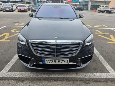 Mercedes-Benz S-Class · 2020 год