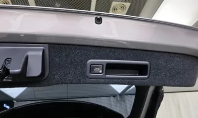 Lexus RX 2019, 74238 км, за 32496.9 USD - фото 32