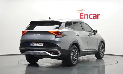 Kia Sportage 2023, 86644 км, за 15237.34 USD
