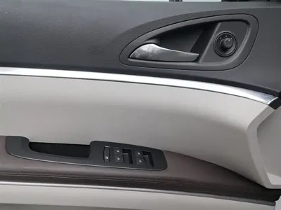 Buick GL8 2023, 31900 км, за 18069.1 USD - фото 9