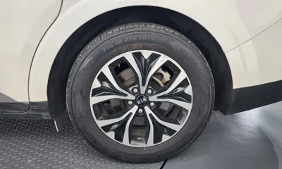 Kia Canival 2021, 205338 км, за 12421.54 USD