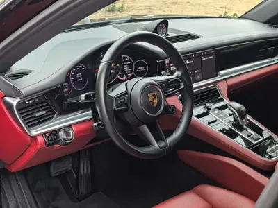 Porsche Panamera 2021, 60000 км, за 82105.53 USD