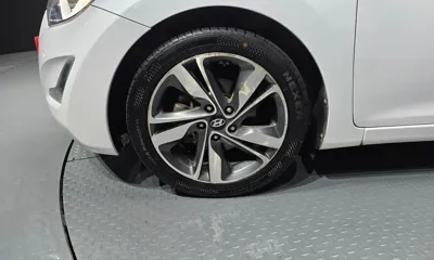 Hyundai Avante 2014, 88732 км, за 4726.27 USD