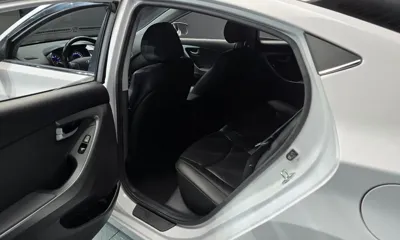 Hyundai Avante 2014, 88732 км, за 4726.27 USD - фото 26