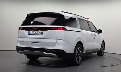 Kia Canival 2023, 105277 км, за 14819.14 USD