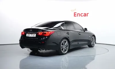 Infiniti Q50 2016, 53175 км, за 9446.26 USD