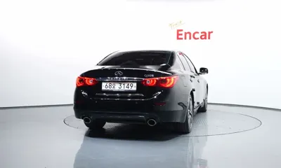 Infiniti Q50 2016, 53175 км, за 9446.26 USD