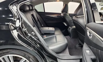 Infiniti Q50 2016, 53175 км, за 9446.26 USD - фото 11