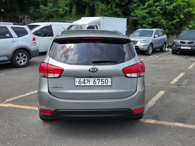 Kia Carens 2014, 261245 км, за 2931.6 USD
