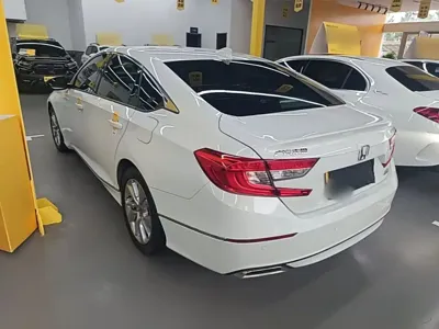 Honda Accord 2021, 42699 км, за 14052.11 USD