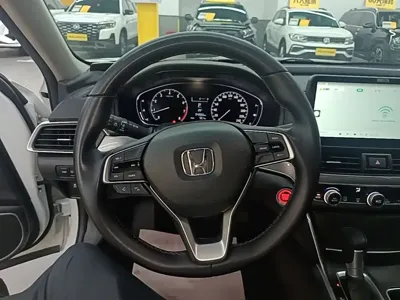 Honda Accord 2021, 42699 км, за 14052.11 USD - фото 11