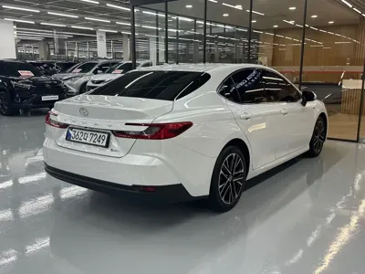 Toyota Camry 2025, 6968 км, за 27826.34 USD