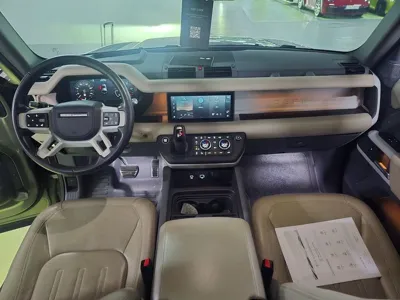 Land Rover Defender 2022, 57000 км, за 49163.23 USD - фото 6