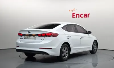 Hyundai Avante 2018, 116872 км, за 5231.78 USD