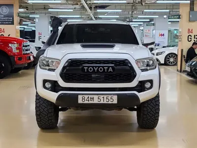 Toyota Tacoma 2018, 99900 км, за 35447.03 USD