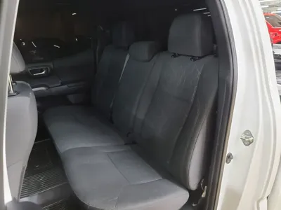 Toyota Tacoma 2018, 99900 км, за 35447.03 USD - фото 16