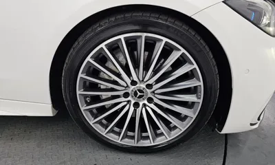 Mercedes-Benz C-Class 2023, 81606 км, за 27296.43 USD