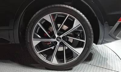 Audi SQ5 2023, 29759 км, за 39006.59 USD