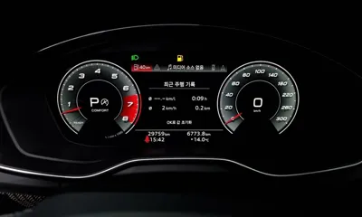 Audi SQ5 2023, 29759 км, за 39006.59 USD - фото 8