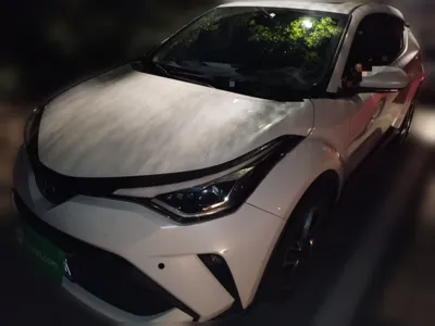 Toyota C-HR · 2021 год