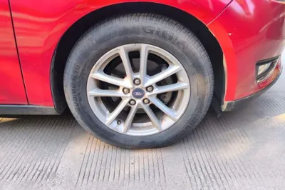 Ford Focus 2017, 86900 км, за 4058 USD - фото 9