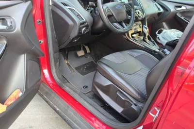 Ford Focus 2017, 86900 км, за 4058 USD - фото 17