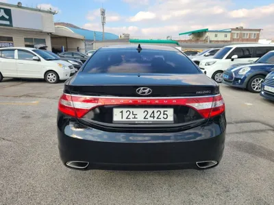 Hyundai Grandeur 2011, 66348 км, за 4538.28 USD