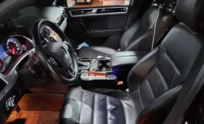 Volkswagen Touareg 2016, 197000 км, за 12295.09 USD