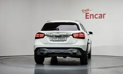 Mercedes-Benz GLA-Class 2019, 32384 км, за 14900.88 USD