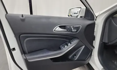 Mercedes-Benz GLA-Class 2019, 32384 км, за 14781.53 USD - фото 24
