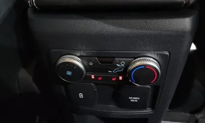 Ford Explorer 2020, 44197 км, за 17854.8 USD - фото 31