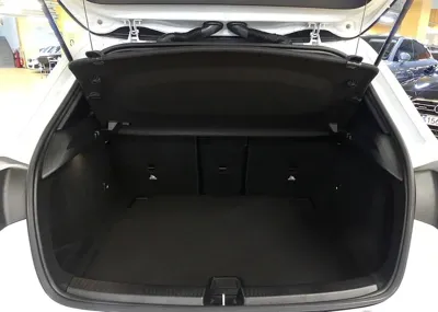 Mercedes-Benz A-Class 2023, 13000 км, за 28939.76 USD