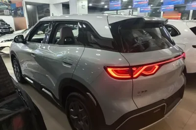 BYD Yuan Up 2025, 300 км, за 12344 USD