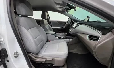ChevroletGMDaewoo Malibu 2018, 70603 км, за 4957.7 USD - фото 10