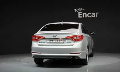Hyundai Sonata 2015, 164799 км, за 4135.49 USD