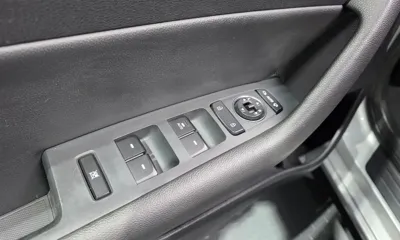 Hyundai Sonata 2015, 164799 км, за 4135.49 USD - фото 16