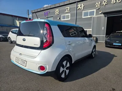 Kia Soul 2016, 62866 км, за 5883.13 USD