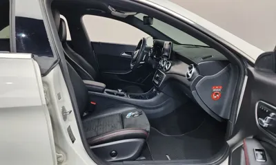 Mercedes-Benz CLA-Class 2019, 22490 км, за 14205.48 USD - фото 11