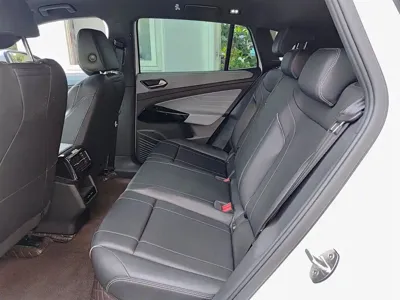 Volkswagen ID.4 X 2024, 55000 км, за 13103.25 USD - фото 8