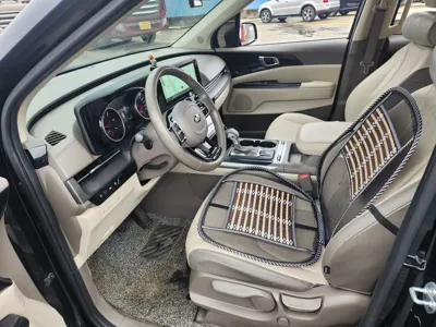 Kia Canival 2021, 194020 км, за 10437.18 USD