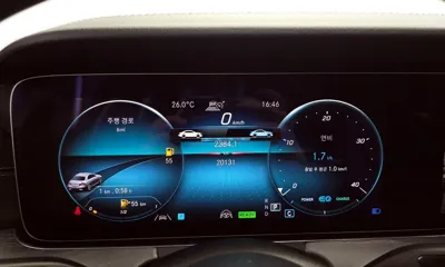 Mercedes-Benz E-Class 2022, 20131 км, за 27701.2 USD - фото 8