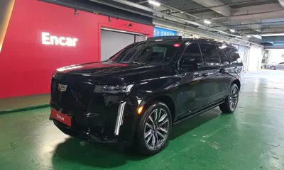 Cadillac Escalade · 2023 год