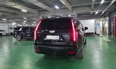 Cadillac Escalade 2023, 28697 км, за 67745.35 USD