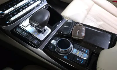 Genesis EQ900