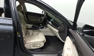 Genesis EQ900